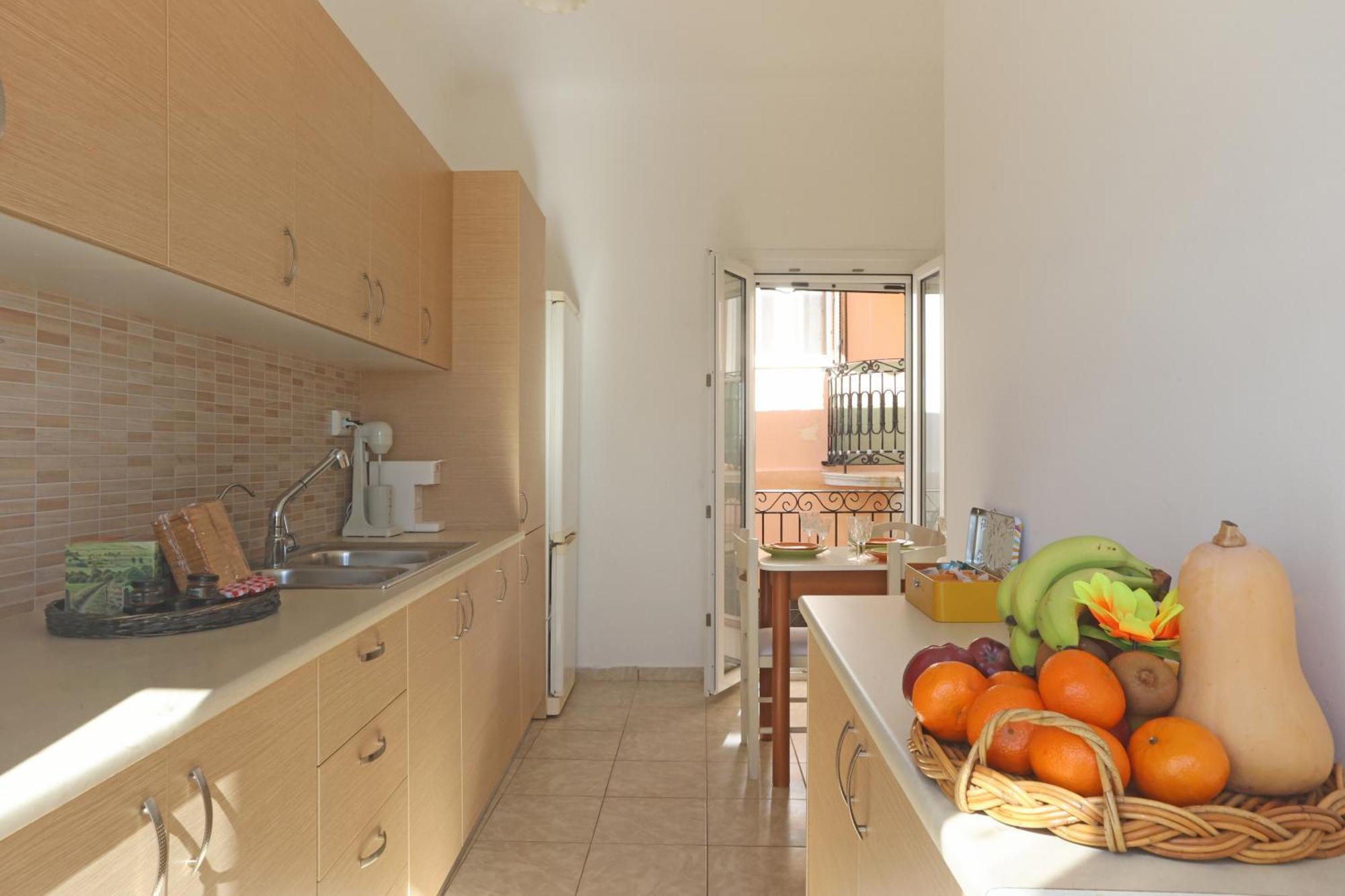 San Nikolas View Guest House 埃尔莫波利斯 外观 照片